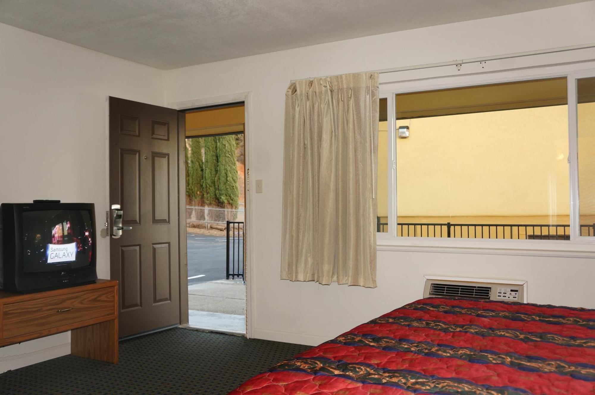 Lake Marina Inn Clearlake Oaks Zimmer foto