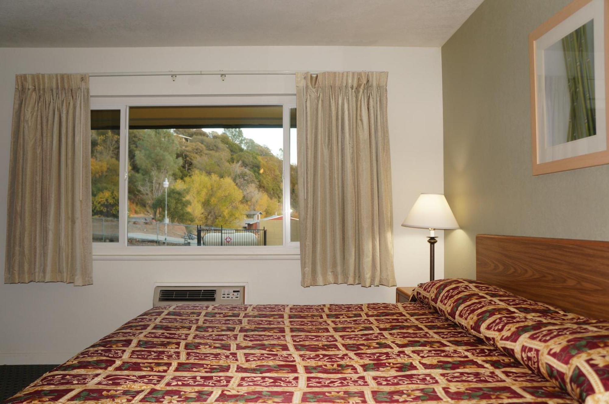 Lake Marina Inn Clearlake Oaks Zimmer foto