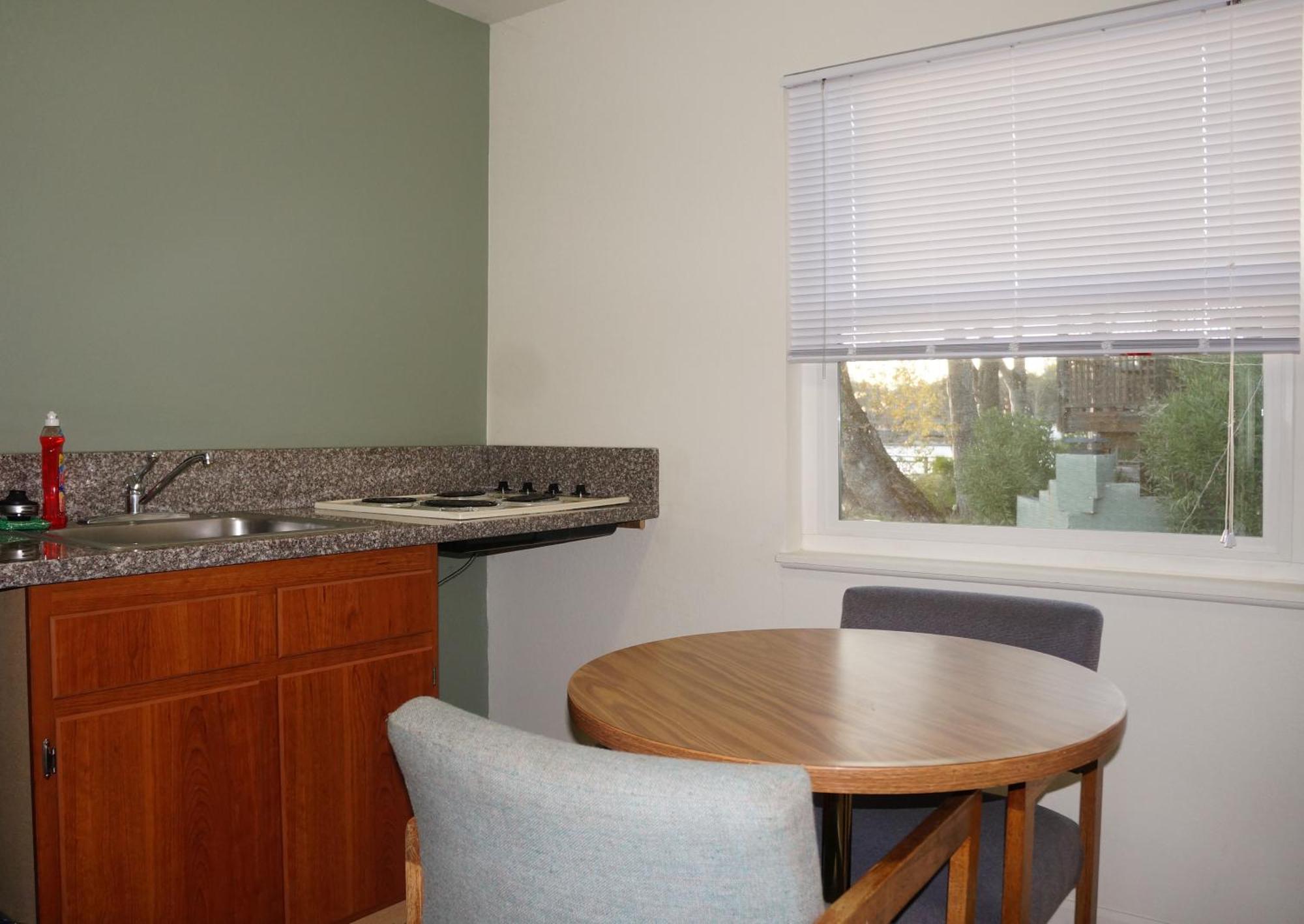 Lake Marina Inn Clearlake Oaks Zimmer foto