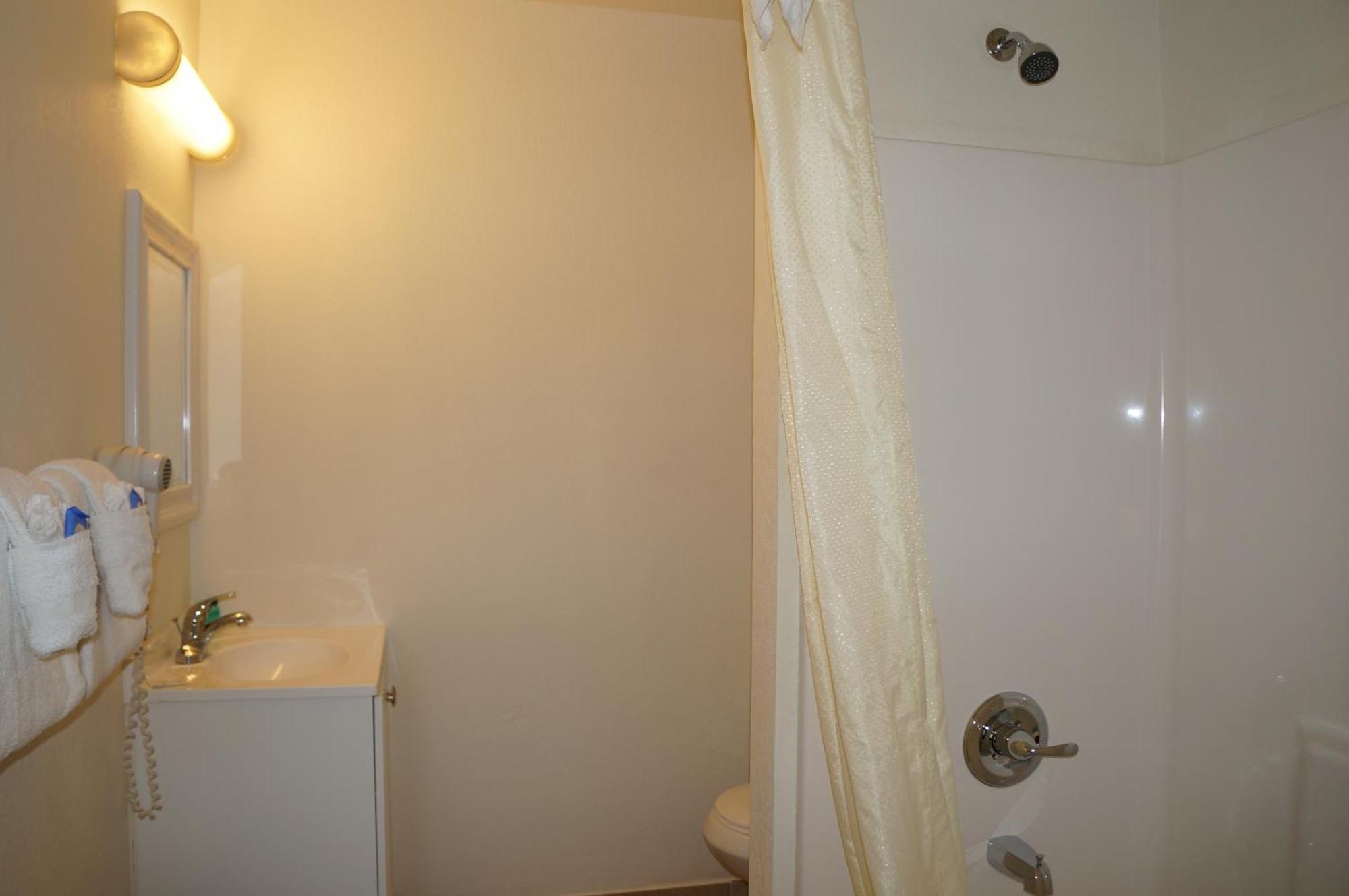 Lake Marina Inn Clearlake Oaks Zimmer foto